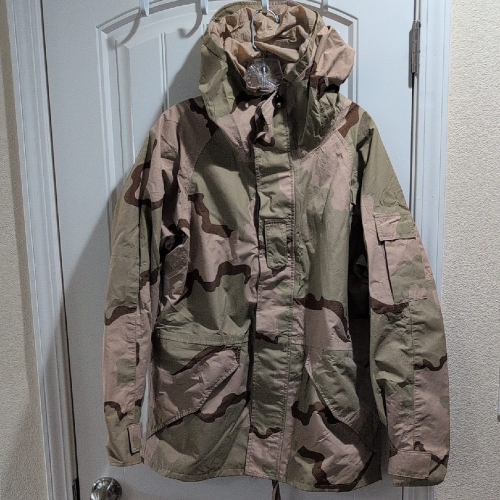 Gore-Tex Hooded Jacket